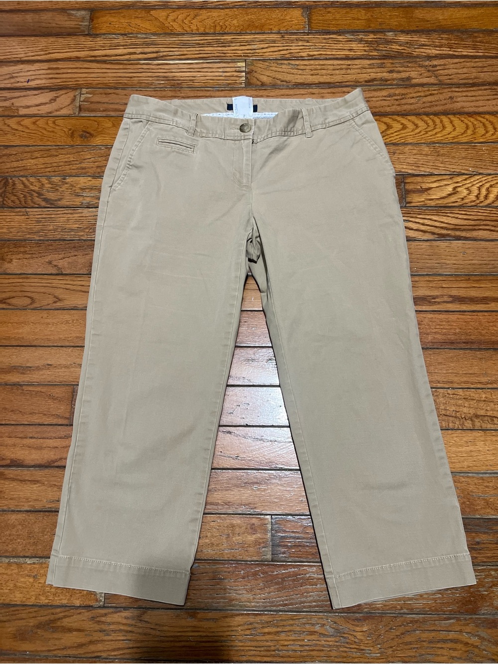 Lands' End women capri  Tan Chino Pants